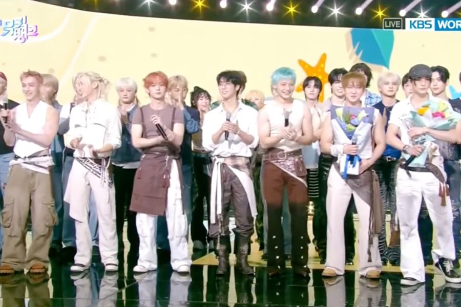 Watch: Stray Kids Takes 2nd Win For “This & That” On "Music Bank"; Performances By KiiiKiii, WayV, And More