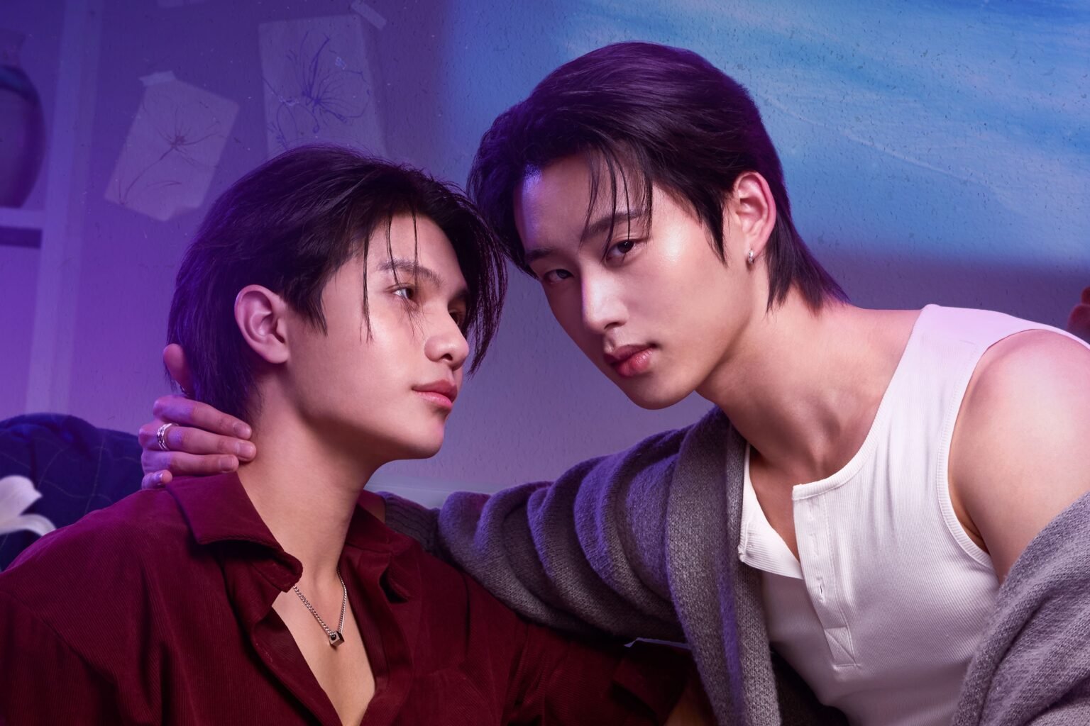 6 Reasons To Watch William Jakrapatr And Est Supha’s Chaotic Thai BL Drama “You Maniac” 6 Reasons To Watch William Jakrapatr And Est Supha's Chaotic Thai BL Drama "You Maniac"