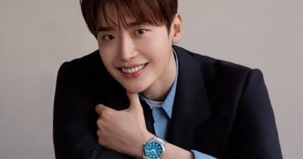 Actor Lee Jong Suk's Latest Career Move Draws Radically Divided Reactions