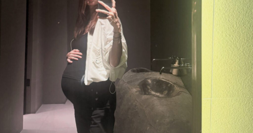 Beloved Actress Gives Birth A Month Early Beloved Actress Gives Birth A Month Early