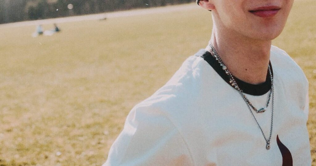 Famous K-Pop Idol Confesses To Financial Struggles Even During His Heyday