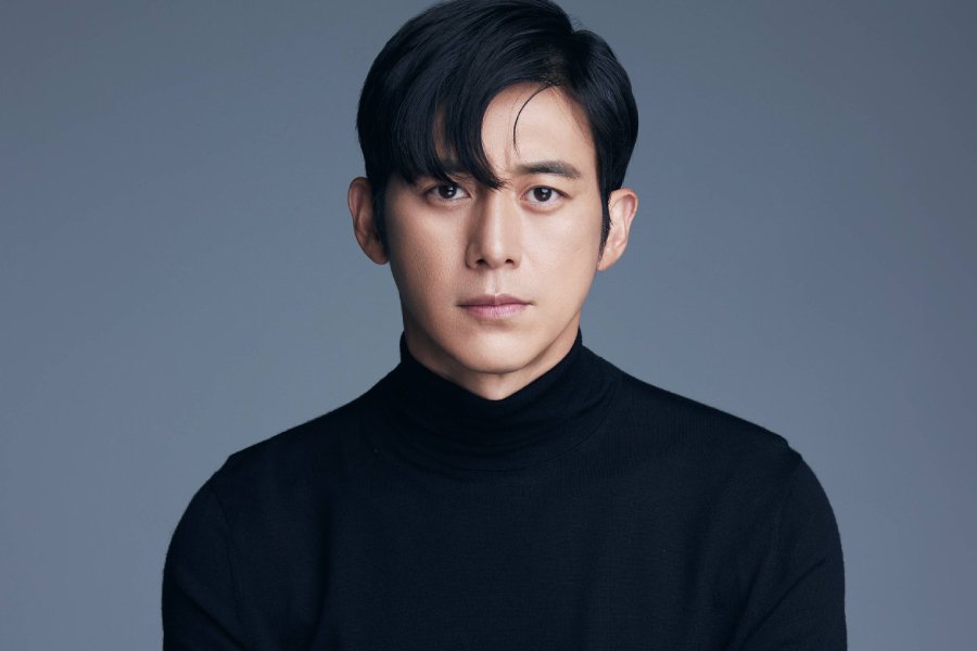 Go Soo Parts Ways With BH Entertainment After 15 Years