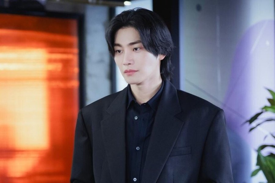 Kim Jae Yeong Dedicates Himself To His Adult Product Start-Up In New Drama “Make Me Tingle” Kim Jae Yeong Dedicates Himself To His Adult Product Start-Up In New Drama “Make Me Tingle”