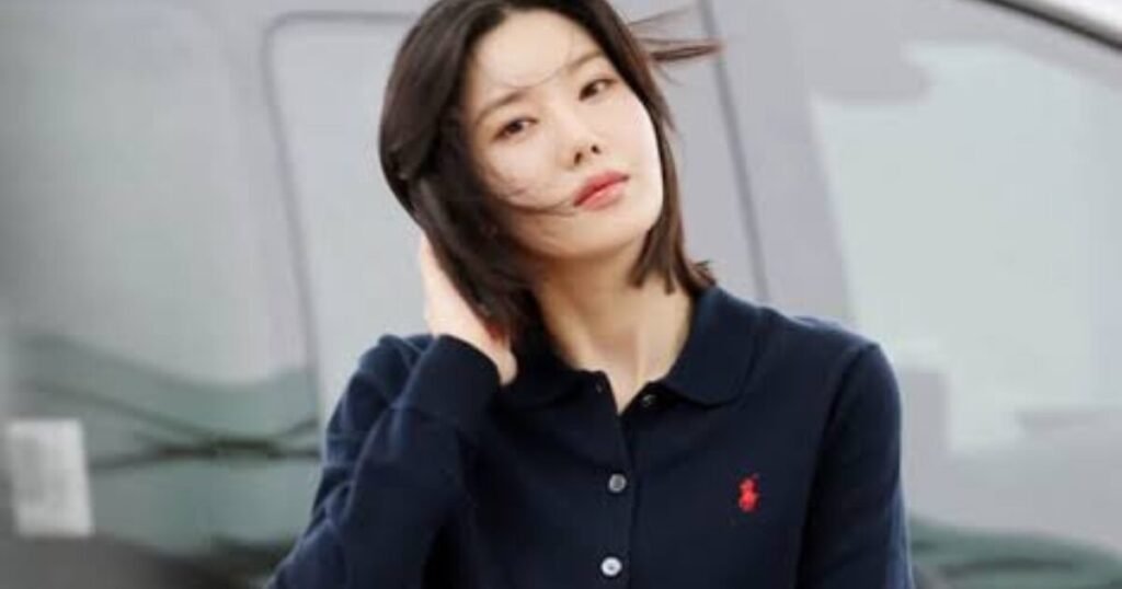 Kwon Eunbi Involved In Car Accident, Updates Fans On Her Condition