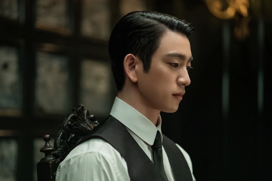 Park Jinyoung Is An Elite Interpreter Who Returns To Korea After 10 Years In New Drama "100 Days Of Deception"