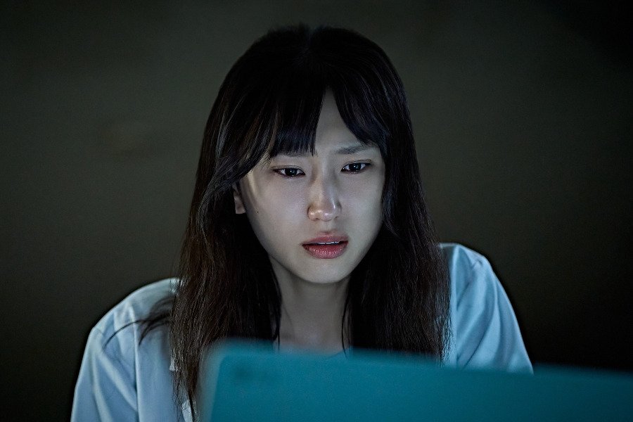 Ryu Hye Young Transforms Into A Broadcast Streamer In New Thriller Film “Killing Time” Ryu Hye Young Transforms Into A Broadcast Streamer In New Thriller Film “Killing Time”