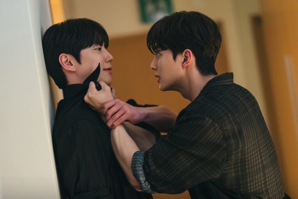 Song Kang Lashes Out At Lee Jun Young In A Fit Of Rage In "Four Hands, Two Sonatas"