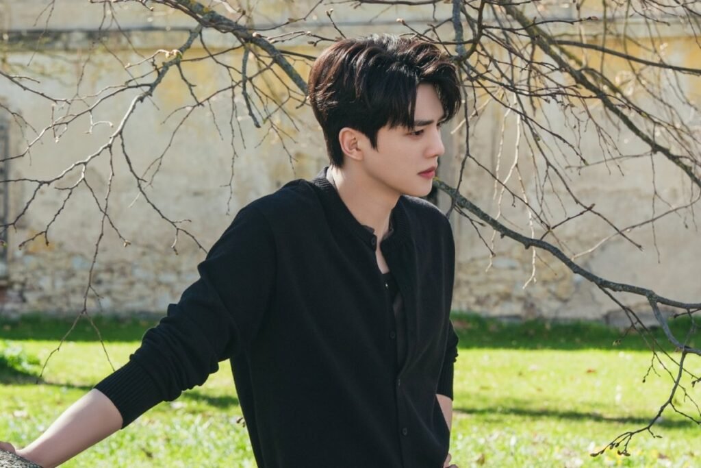 Song Kang Tracks Down Lee Jun Young’s Kidnapper 9 Years After His Disappearance In “Four Hands, Two Sonatas” Song Kang Tracks Down Lee Jun Young's Kidnapper 9 Years After His Disappearance In "Four Hands, Two Sonatas"