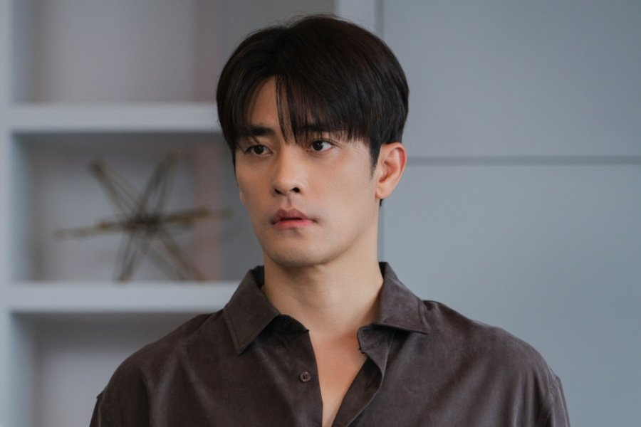 Sung Hoon Is A Charismatic CEO Who Has It All In New Romance Drama "What A Boss Wants"