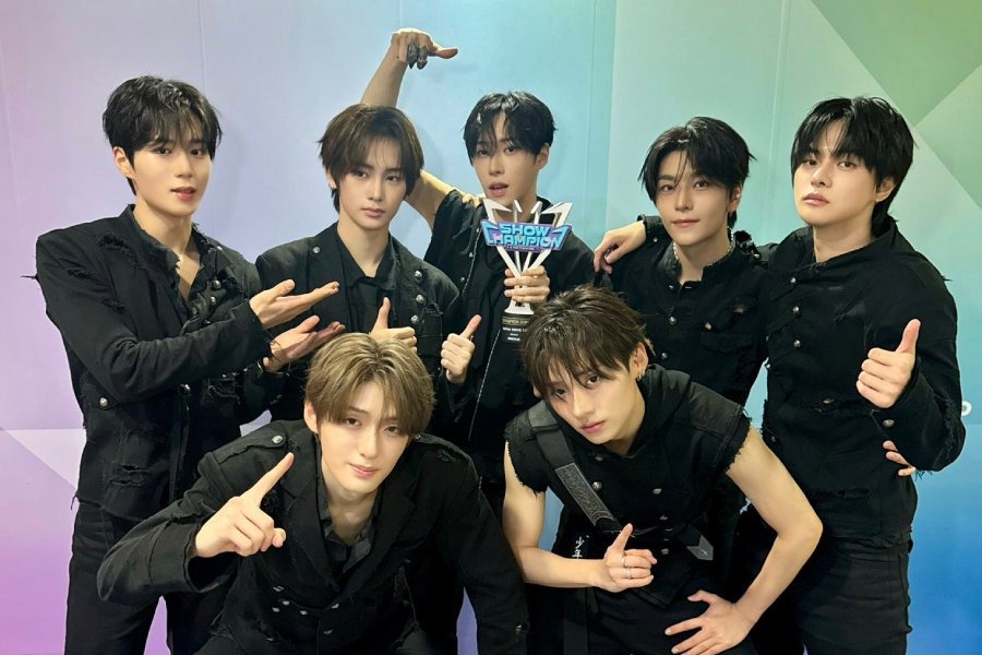 Watch: ALPHA DRIVE ONE Takes 2nd Win For “BORN DIRE” On "Show Champion"; Performances By NEXZ, SF9, And More