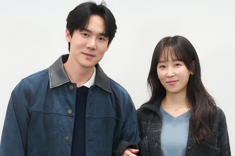 Watch: Yoo Yeon Seok And Seo Hyun Jin’s Upcoming Drama “The Perfect Lie” Confirms Premiere Date With Glimpse Of Script Reading Watch: Yoo Yeon Seok And Seo Hyun Jin’s Upcoming Drama “The Perfect Lie” Confirms Premiere Date With Glimpse Of Script Reading