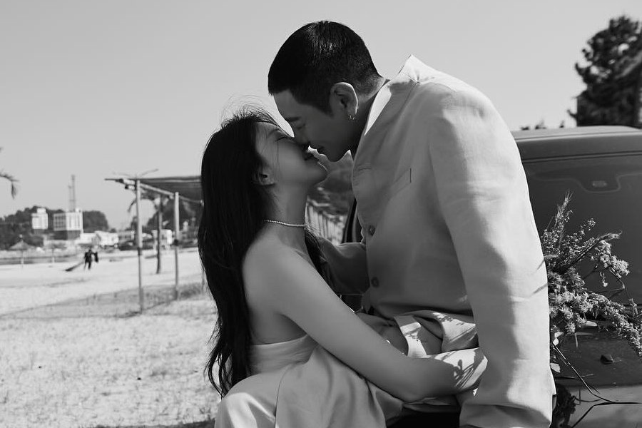 Won Hyun Jun And Lee Su Jin Announce Marriage With Stunning Wedding Photos Won Hyun Jun And Lee Su Jin Announce Marriage With Stunning Wedding Photos