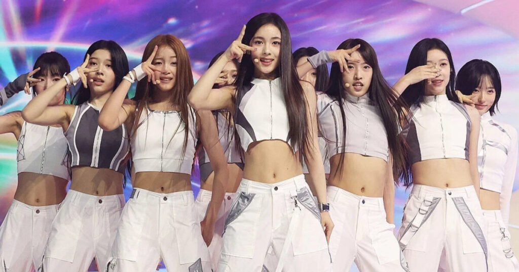 A2O LITE’s Inappropriate Outfits Spark Divided Response A2O LITE’s Inappropriate Outfits Spark Divided Response