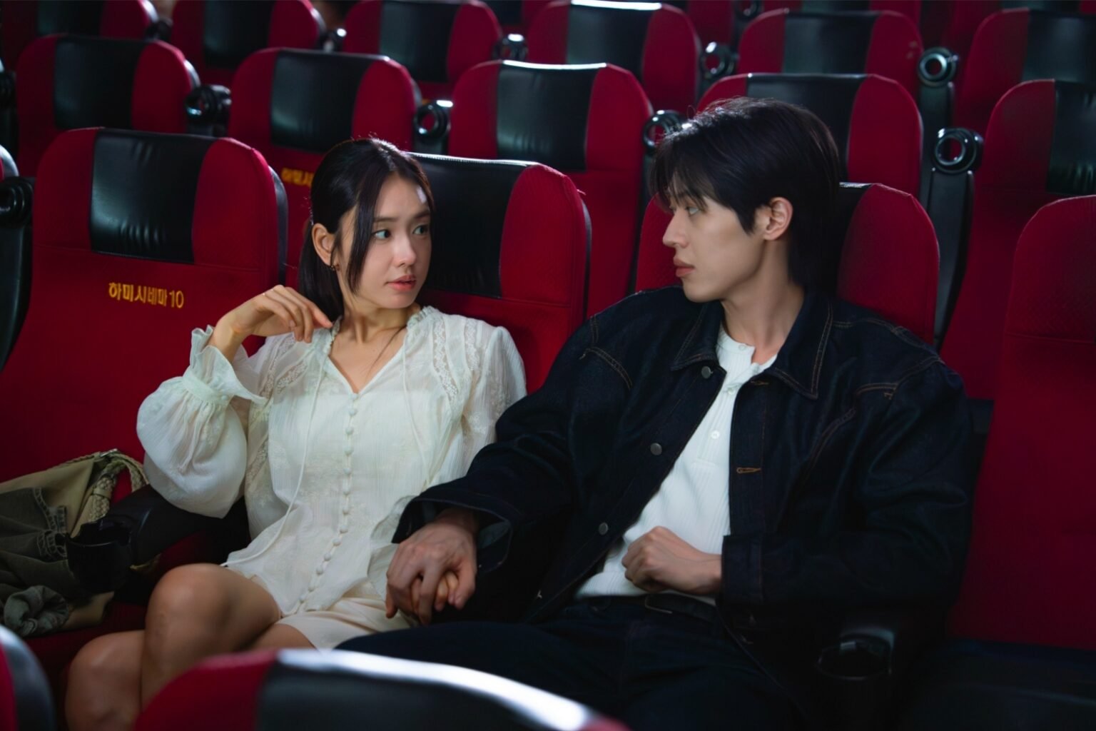 Ahn Eun Jin And Lee Joo Ahn Grow Closer While Going On A Date In "A Love Other Than Yours"