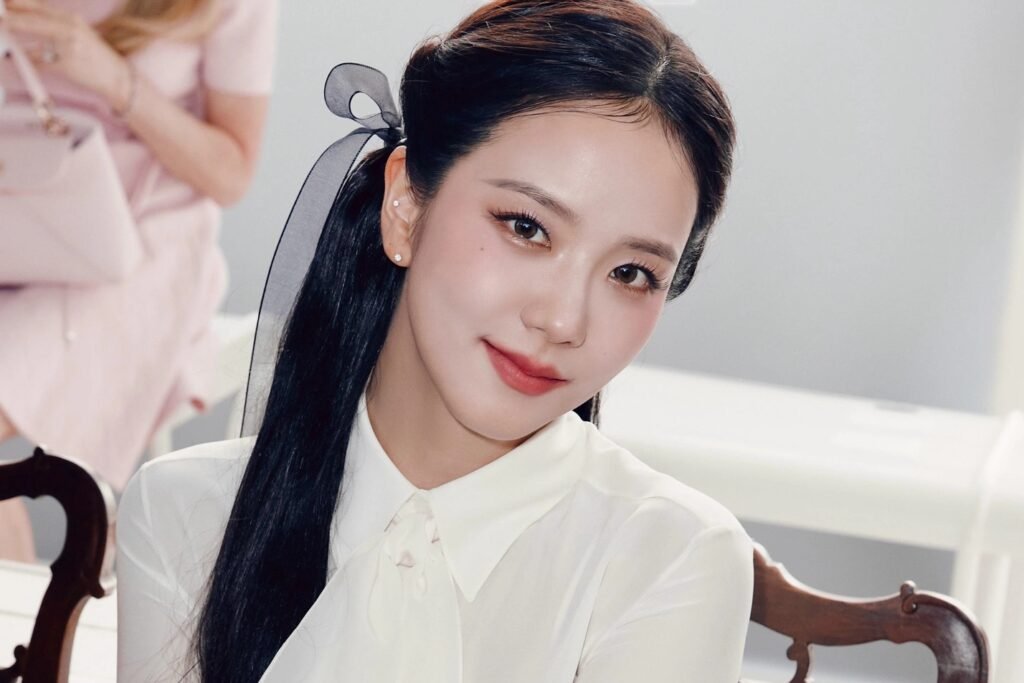 BLACKPINK's Jisoo Reveals Adorable Solo Light Stick