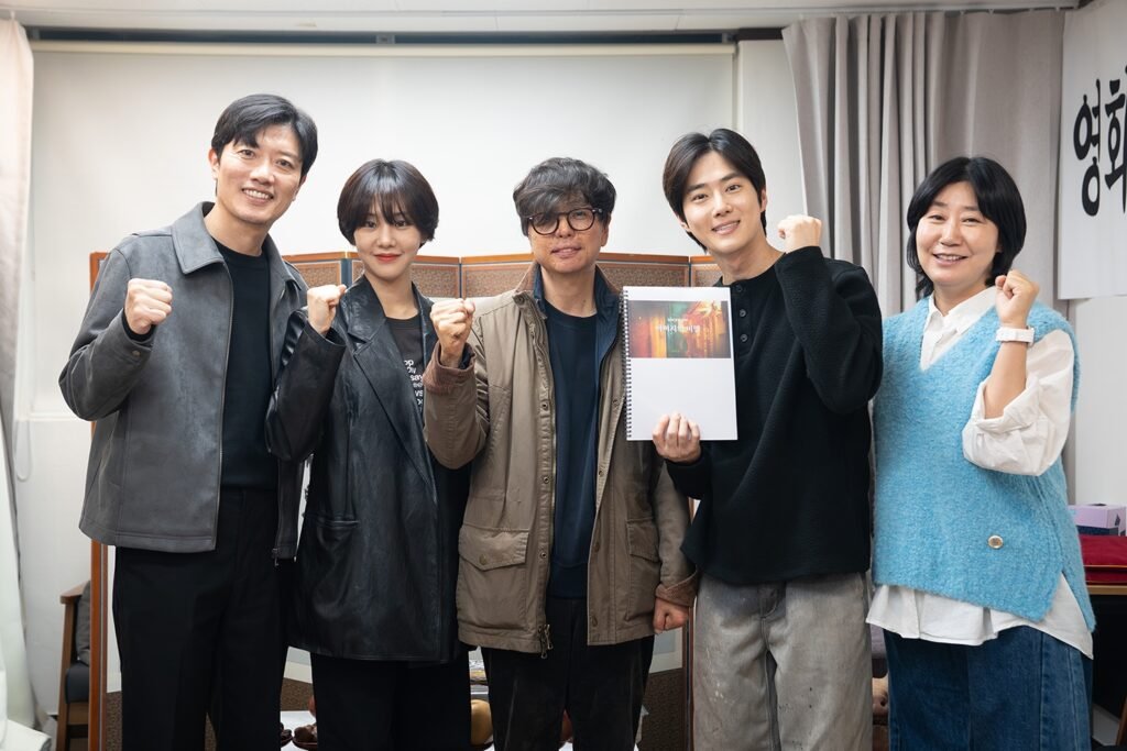 EXO's Suho, Park Hee Soon, Ra Mi Ran, And Han Ji Eun Confirmed For New Film