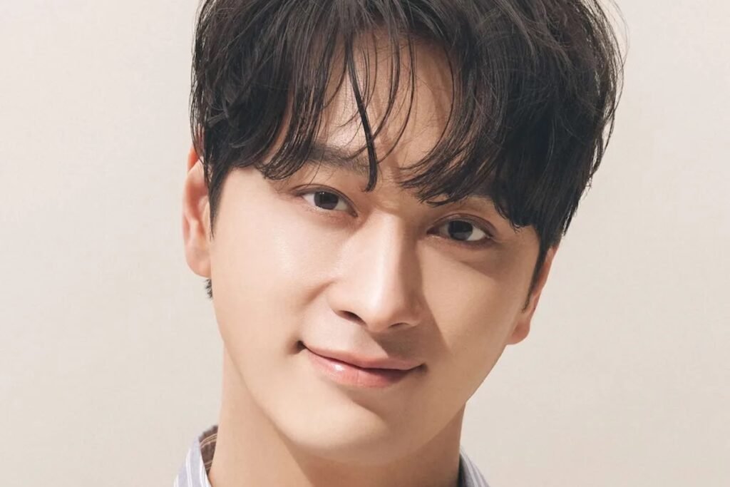 Hwang Chan Sung Confirmed To Star In Korea-Vietnam Joint Production "Saigon Oppa"