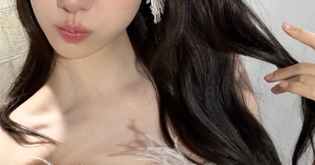 K-Pop Idol-Actress Wows With Unrivaled Beauty