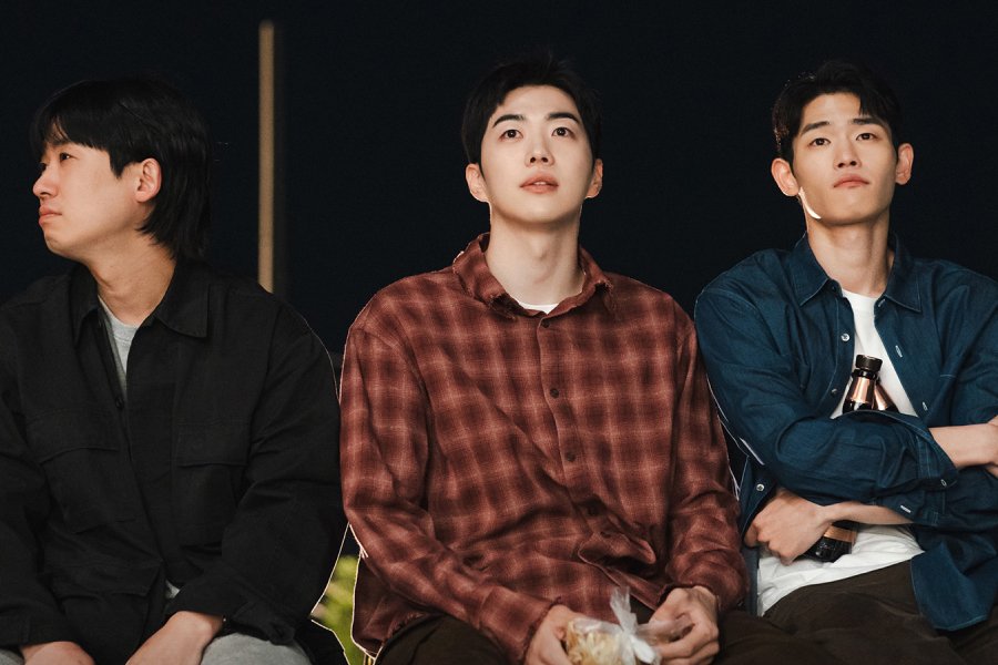 Kang Hoon, Cho Hyun Chul, And Kim Jung Jin Still Struggle To Make It As Comedians 10 Years Into Their Careers In “Happy Anding”