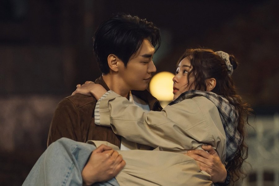 Kim Young Kwang And Chae Soo Bin Go On A Romantic Date In “Take Charge Of My Heart” Kim Young Kwang And Chae Soo Bin Go On A Romantic Date In “Take Charge Of My Heart”