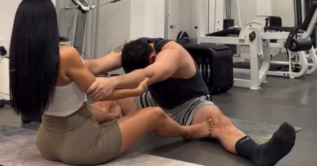 Power Couple Shows Off Their Admirable Physiques Power Couple Shows Off Their Admirable Physiques
