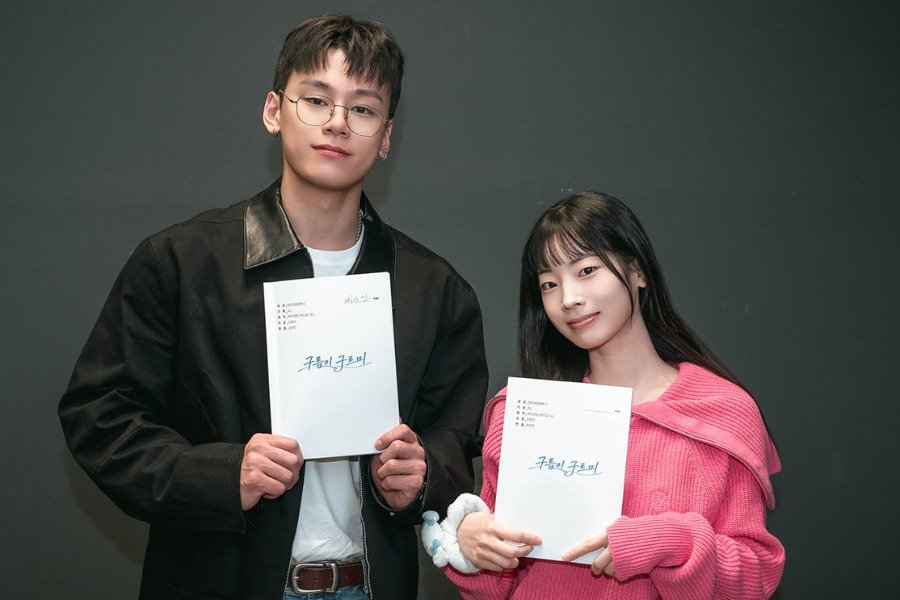TWICE’s Dahyun And Cha Woo Min Begin Filming For New Romance Film TWICE’s Dahyun And Cha Woo Min Begin Filming For New Romance Film